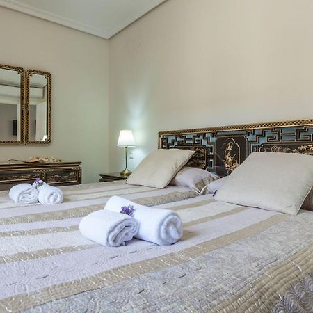 Apartamento Calle Sierpes Seville Exterior photo